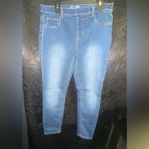 Wonder Nation Girl’s Light Blue Skinny Jeans